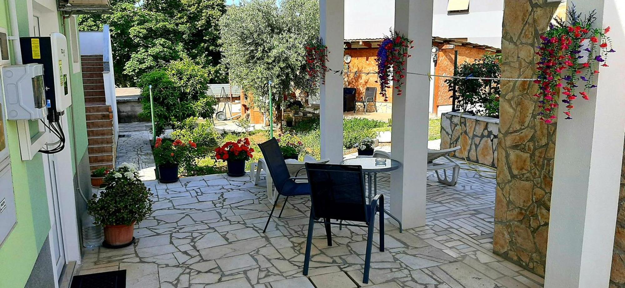 Ema & Sea Apartment'S Pula Exterior photo